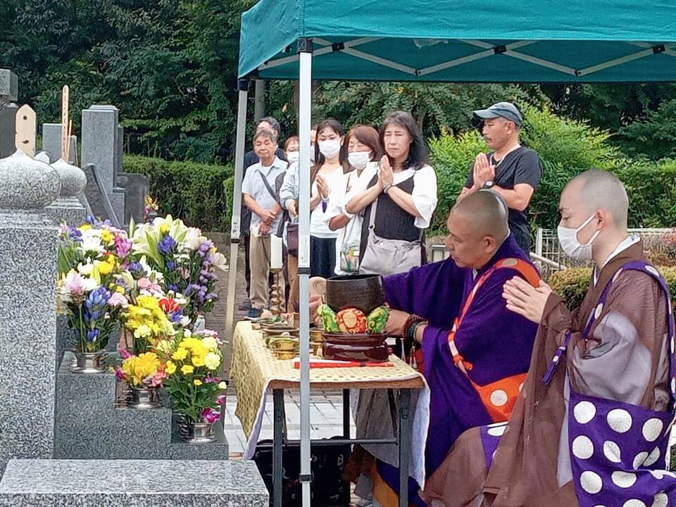 ありが塔秋の法要令和6年10月